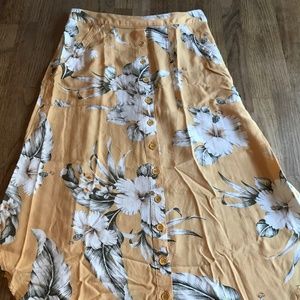 Rip-Curl Floral Skirt